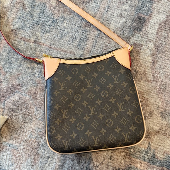 Brown Purse - Picture 3 of 5